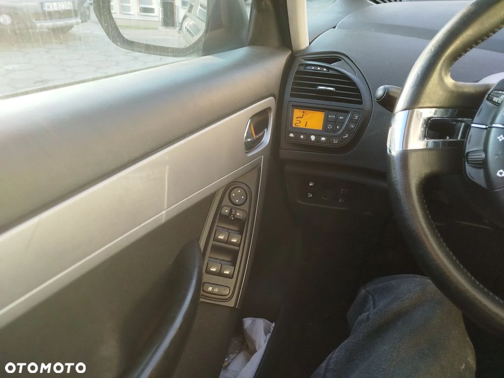 Citroën C4 Picasso VTi 120 Attraction - 5