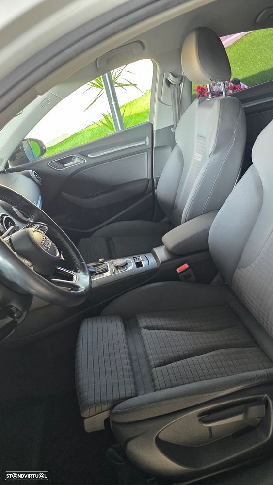 Audi A3 Limousine 1.6 TDI S tronic sport - 40