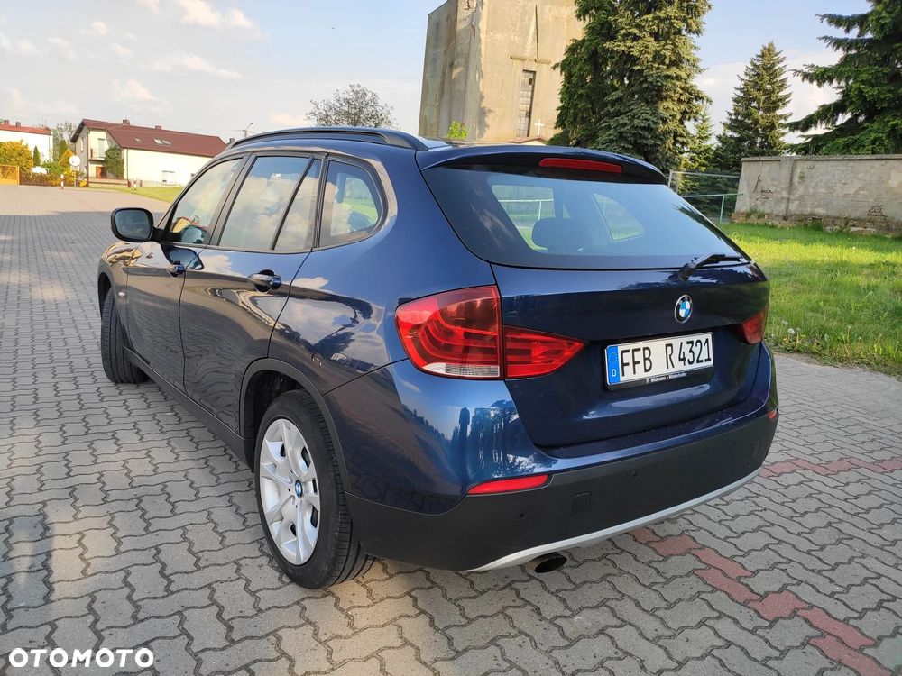 BMW X1 sDrive18i Sport Line - 3
