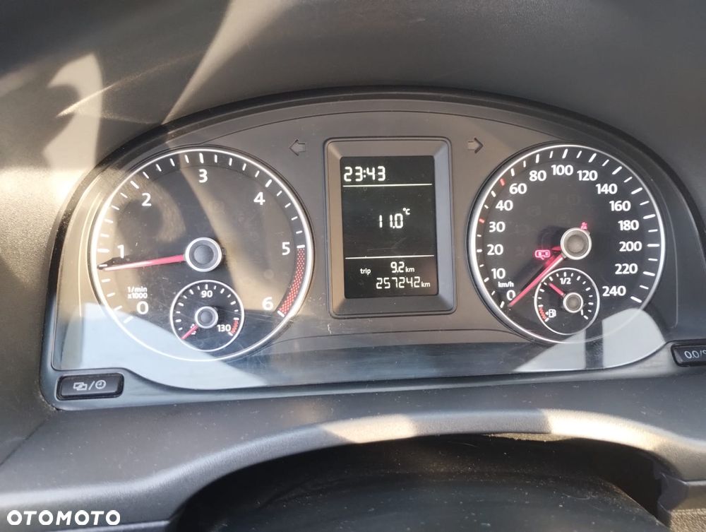 Volkswagen Caddy - 5