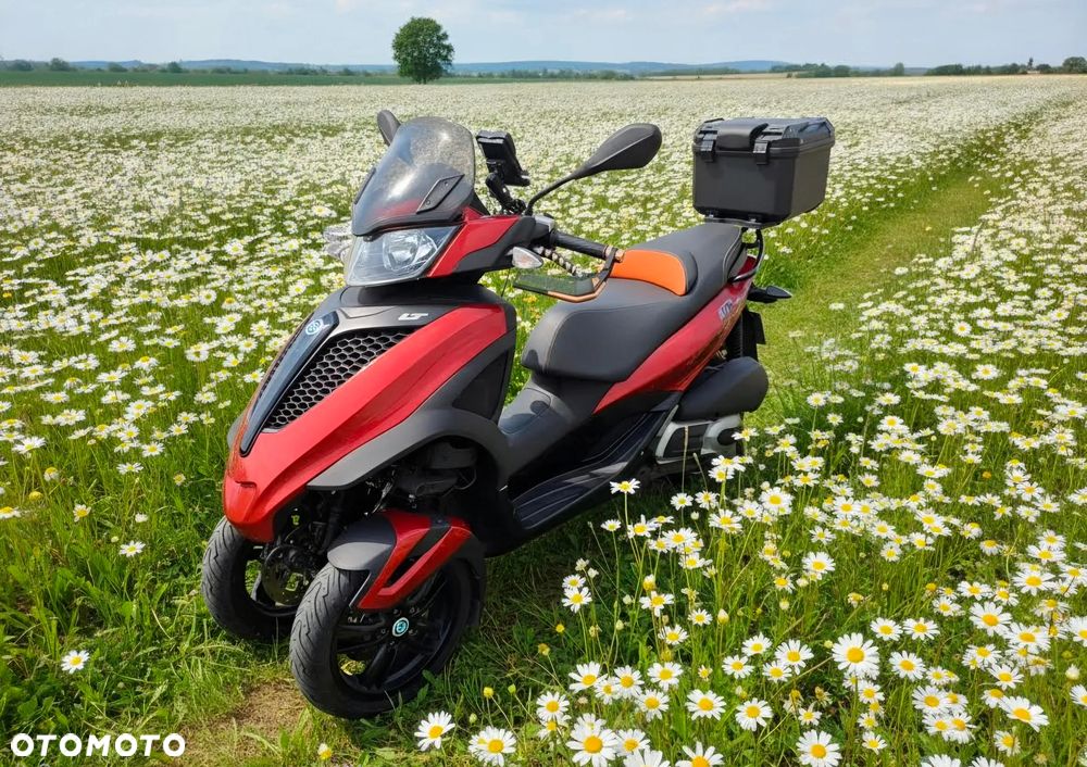 Piaggio MP-3 - 6
