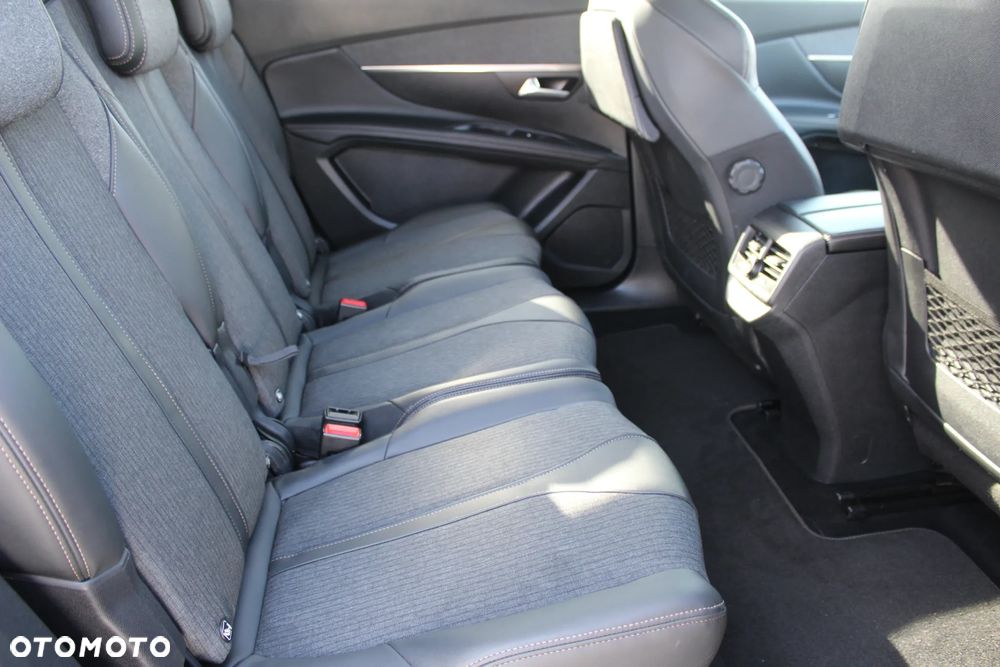 Peugeot 5008 PureTech 180 EAT8 Stop & Start GT - 9