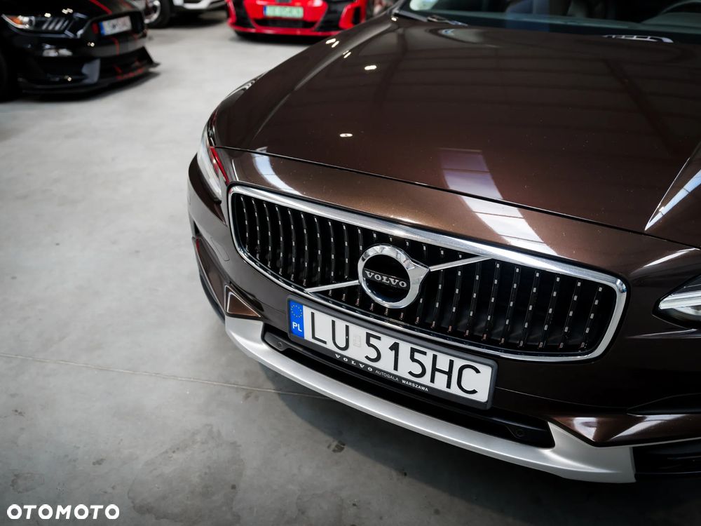 Volvo V90 Cross Country D4 AWD Pro - 4