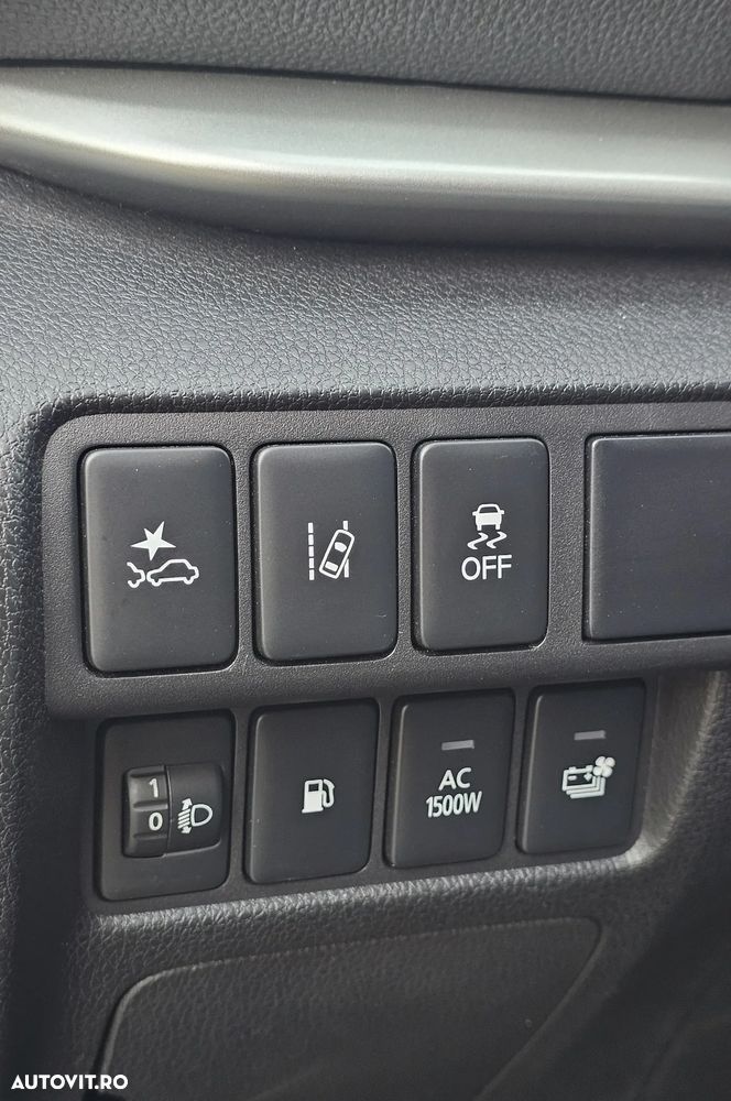 Mitsubishi Eclipse-Cross Plug-In Hybrid 4WD Plus Select - 17