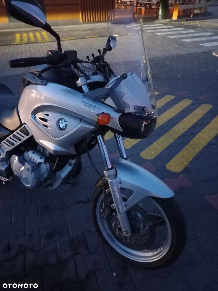 BMW F - 5