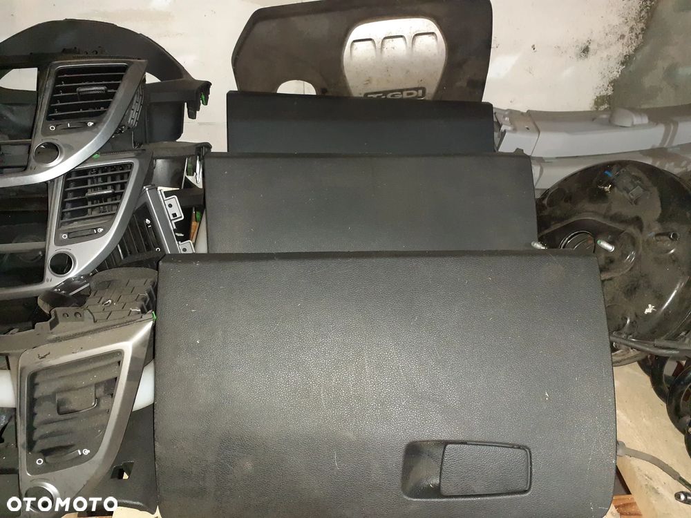 12156 Schowek pasażera Hyundai Tucson III 15-20 - 1