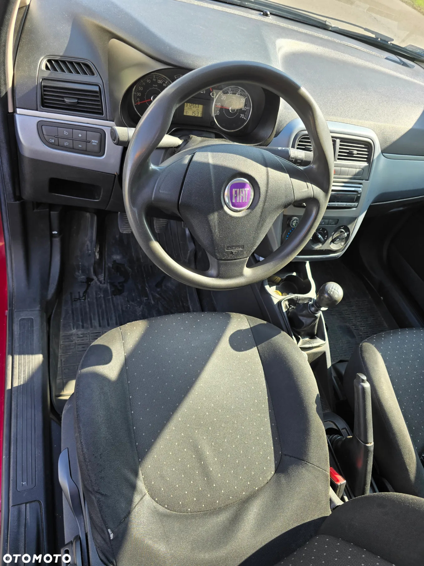 Fiat Grande Punto - 12