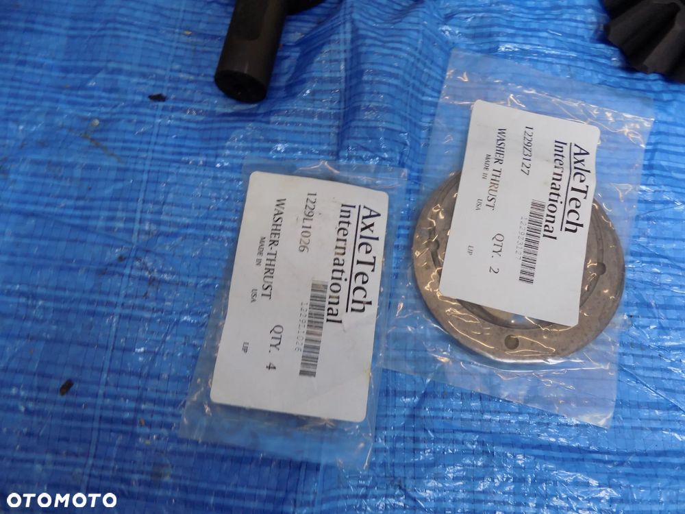 zestaw serwisowy części mechanizmu różnicowego 87750809 case tytan 3520 flx4010 - 6