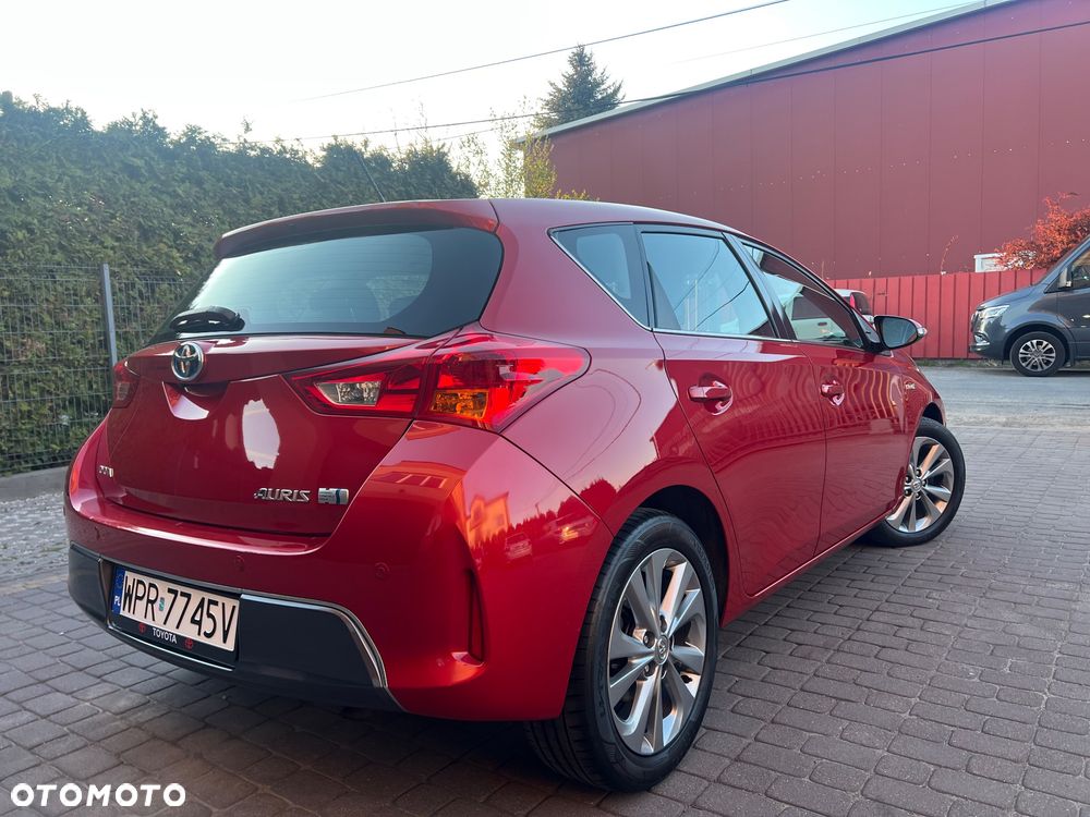 Toyota Auris - 16