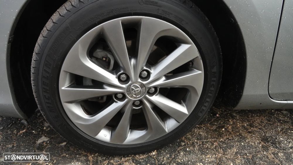 Toyota Auris Touring Sports 1.8 HSD Exclusive +TSS+Navi - 8