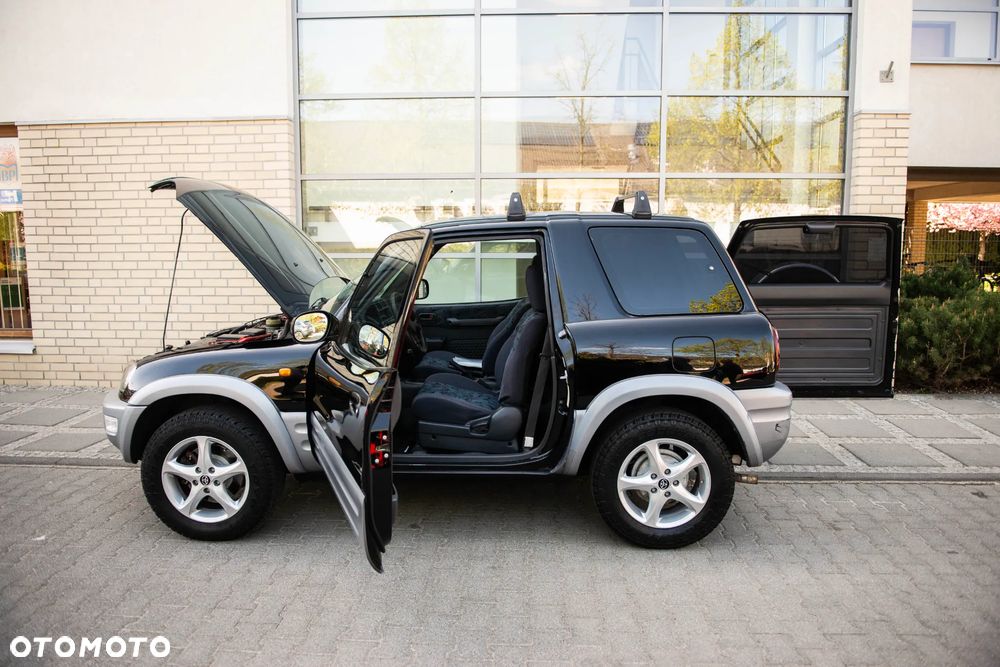 Toyota RAV4 - 9