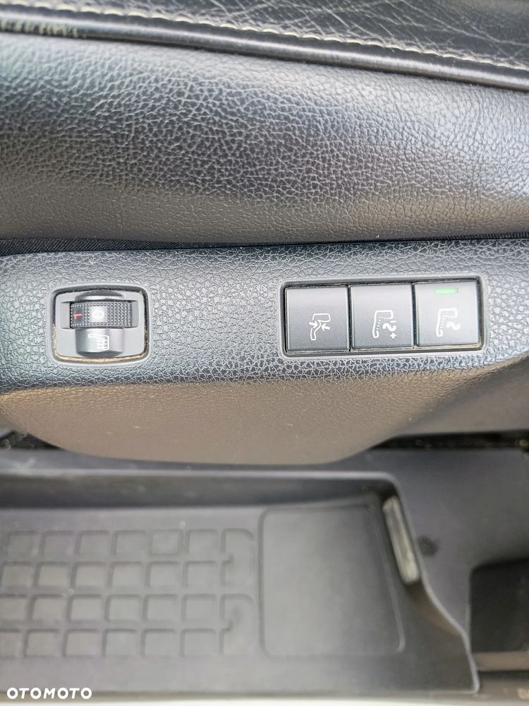 Peugeot Traveller L2 2.0 EAT8 Business VIP - 16