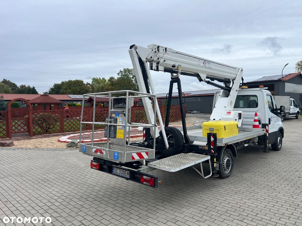 Iveco OIL&STEEL Scorpion 2112J - 7