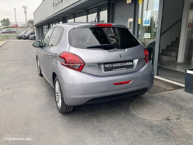 Peugeot 208 1.5 BlueHDi Signature - 8