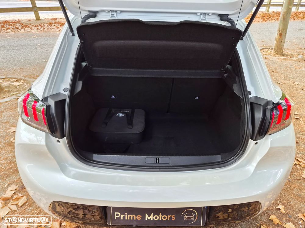 Peugeot e-208 Allure+ - 18