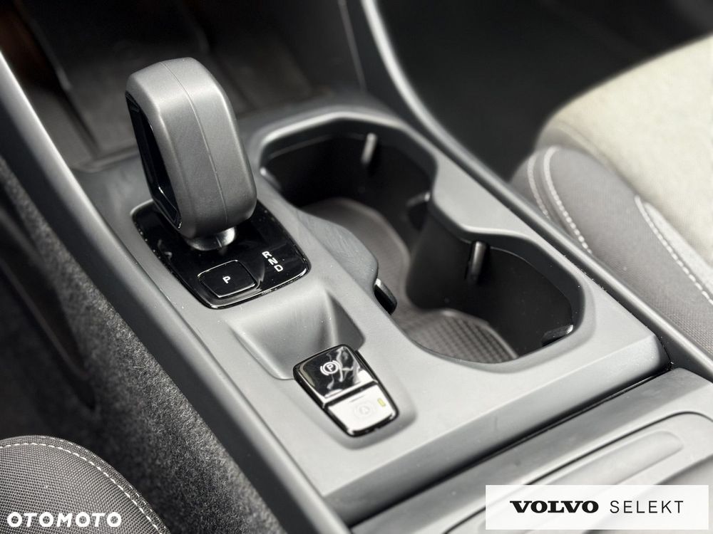 Volvo XC 40 - 20