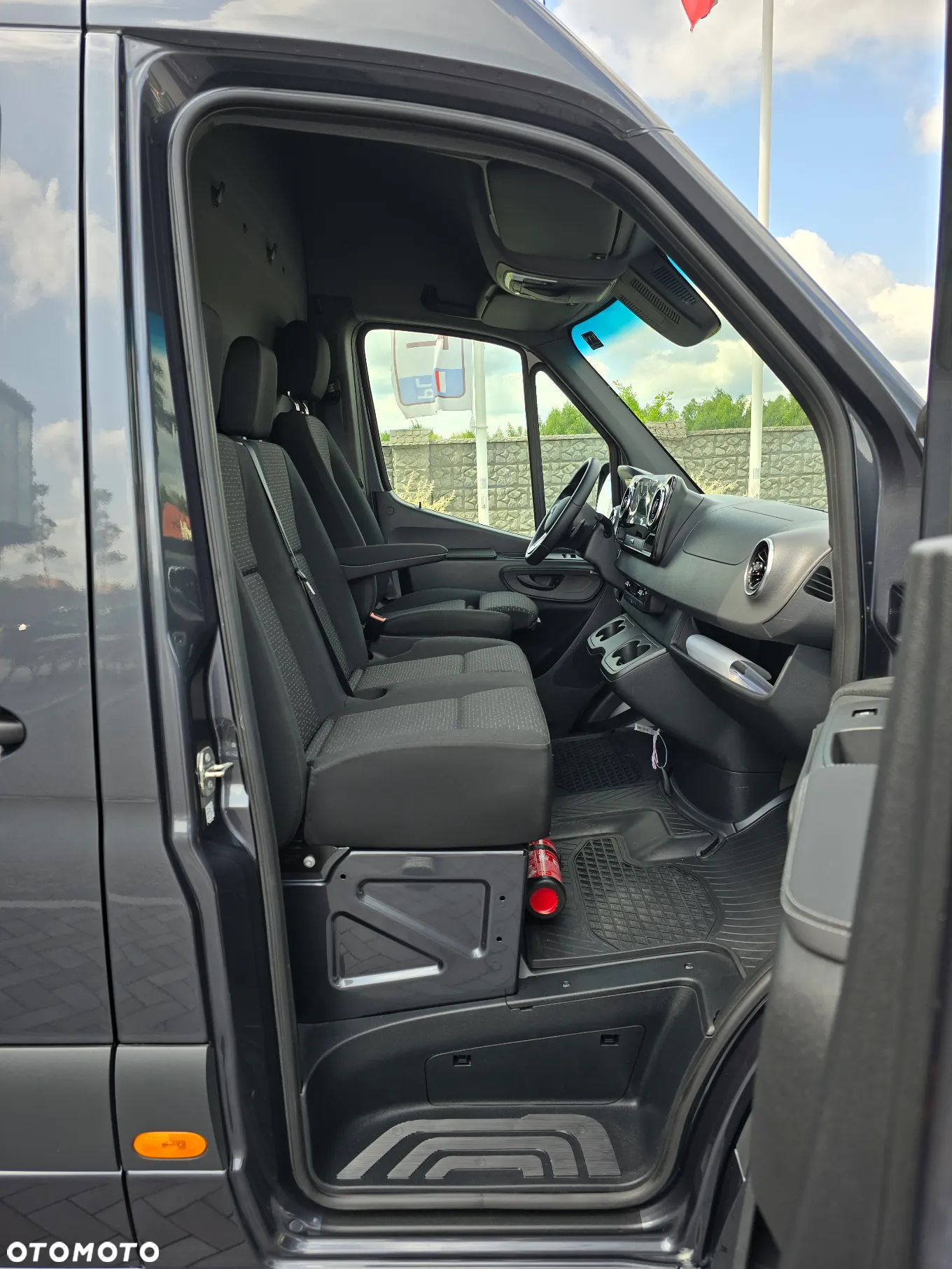 Mercedes-Benz SPRINTER 319 3.0 190KM NOWY BEZ PRZEBIEGU BOGATA OPCJA WYPOSAŻENIA SALON PL NOWY NOWY NOWY - 27