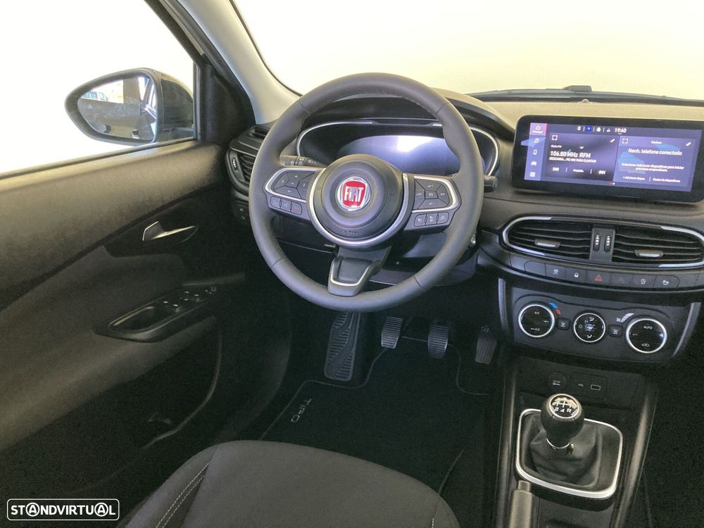 Fiat Tipo Station Wagon Cross 1.0 GSE T3 Cross - 21