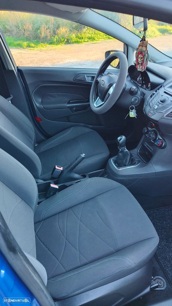 Ford Fiesta - 7