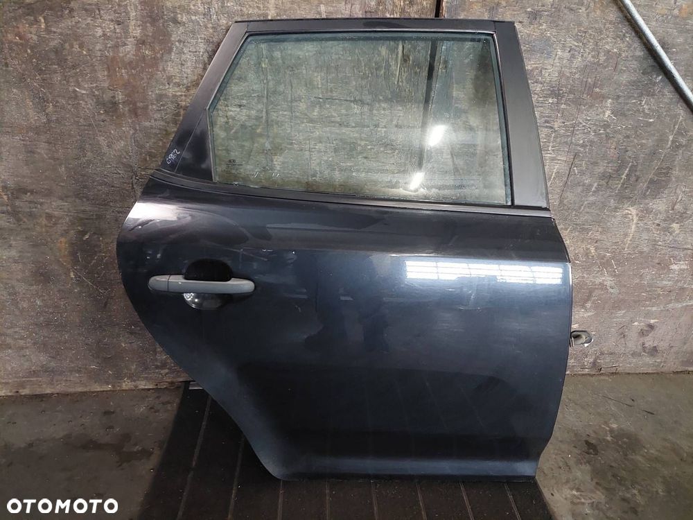 DRZWI KOMPLETNE PRAWY TYŁ KIA CEED I HB 5D 1K - 1