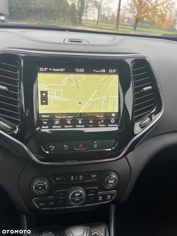Jeep Cherokee 2019 photo 3