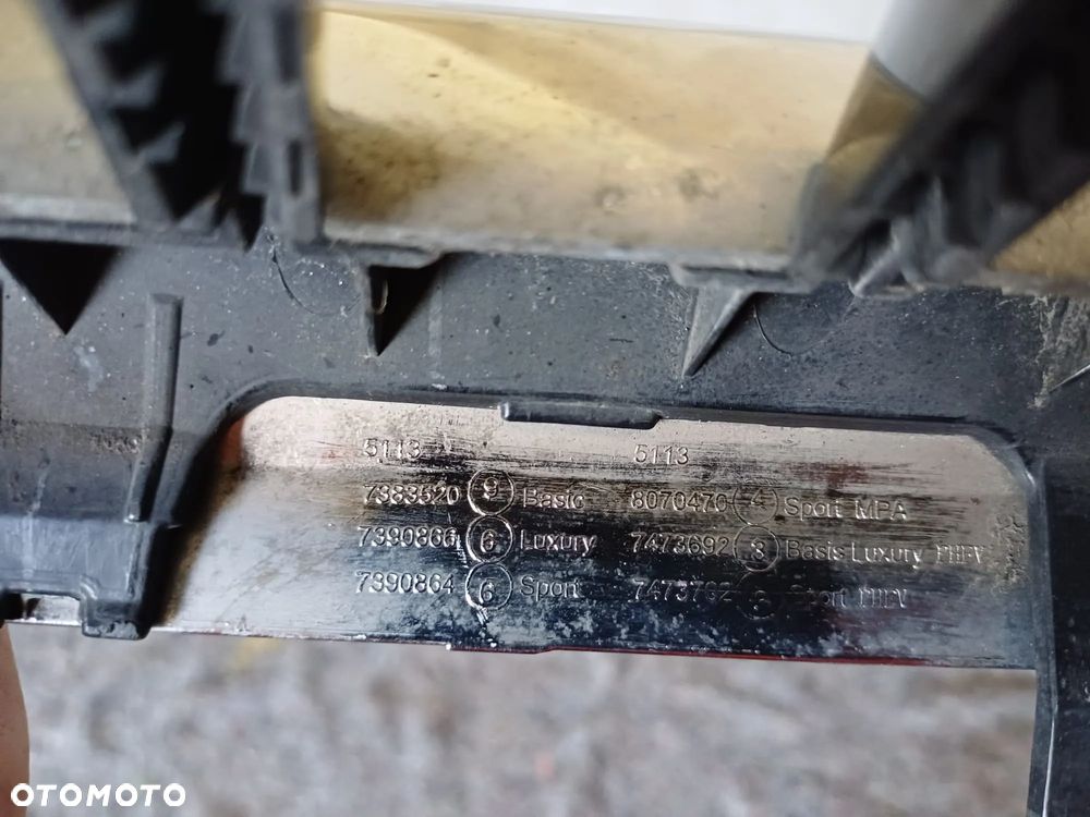 NR 516 Atrapa Grill Nerki do BMW 5 G30 G31 lewa 7390867 prawa 7390864 - 7