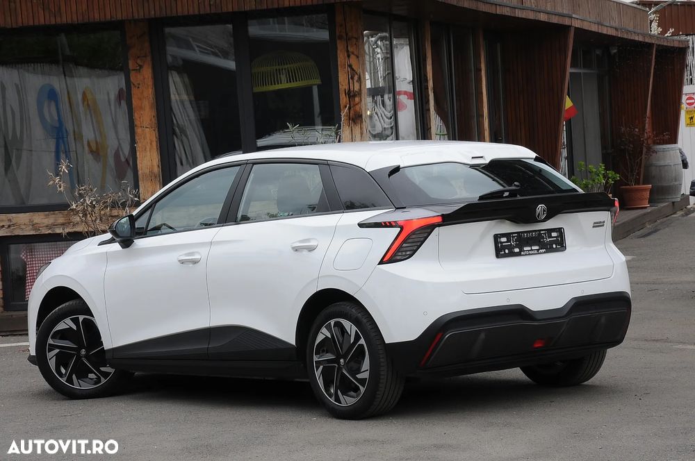 MG MG4 EV 51 kWh Explore - 11