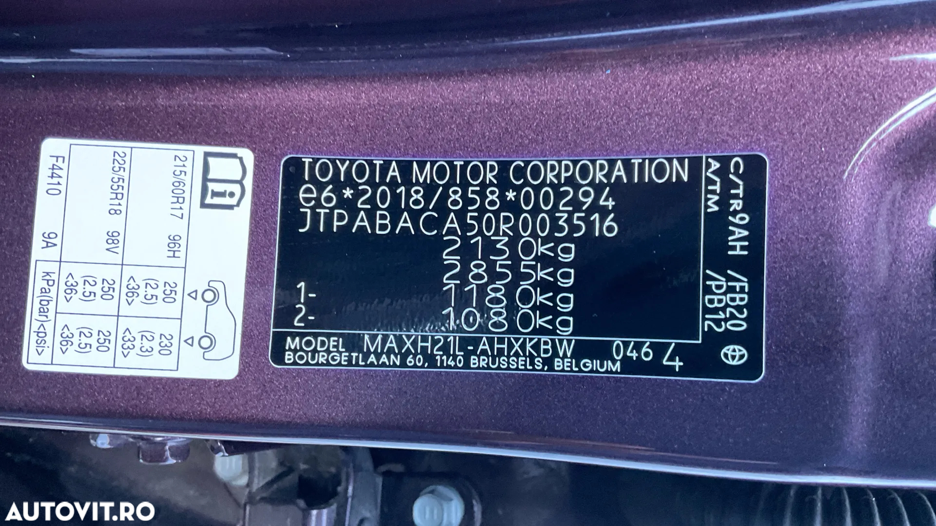 Toyota C-HR 2.0 PHEV 223 CP 4x2 CVT Dynamic - 35