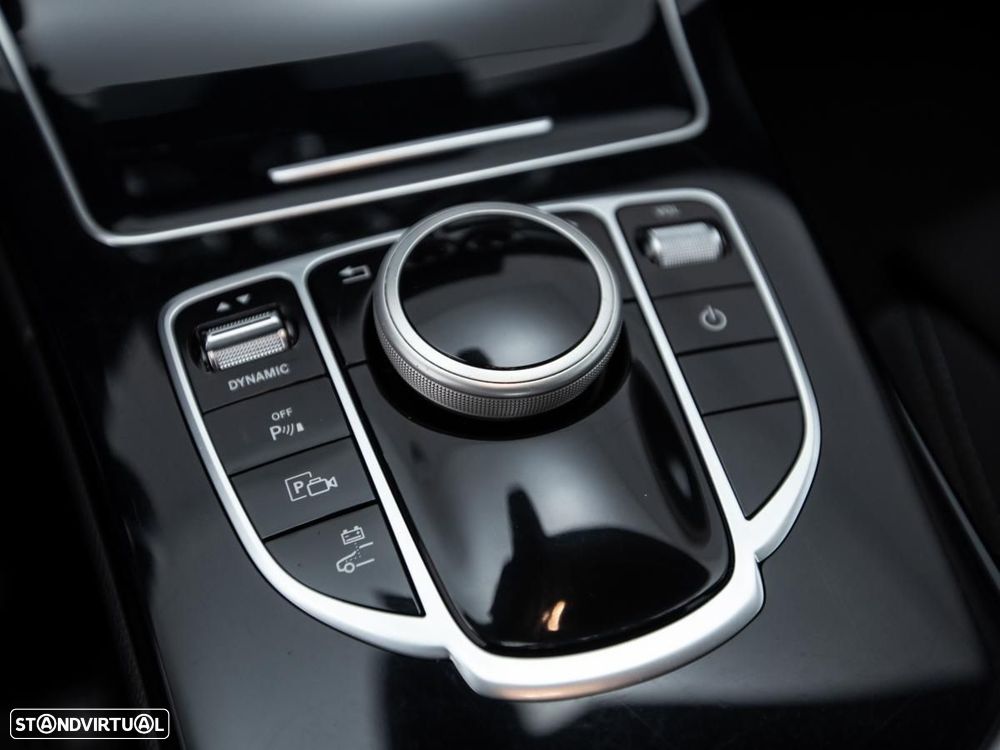 Mercedes-Benz C 300 de Avantgarde - 23