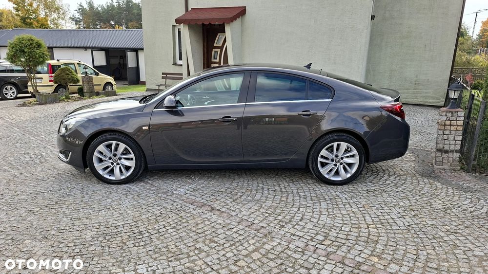 Opel Insignia 1.4 T Executive S&S - 7