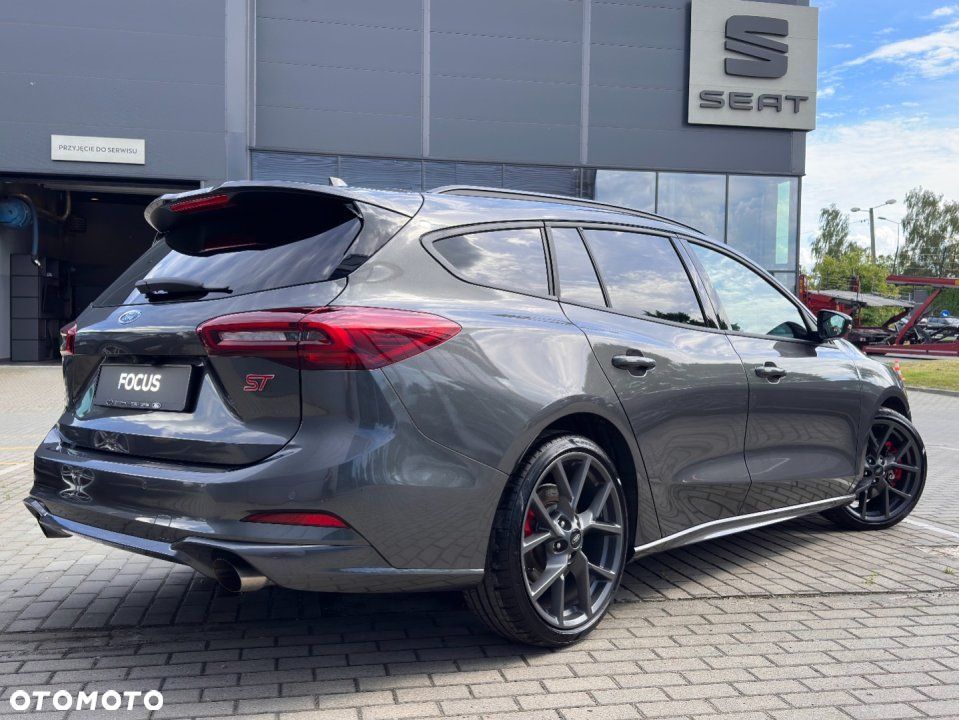 Ford Focus - 5