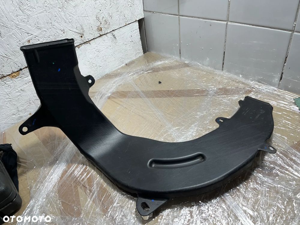 BMW X3 G01 G02 F97 F98 KANAŁ OGRZEWANIA TYŁU LEWY 7398047 - 1