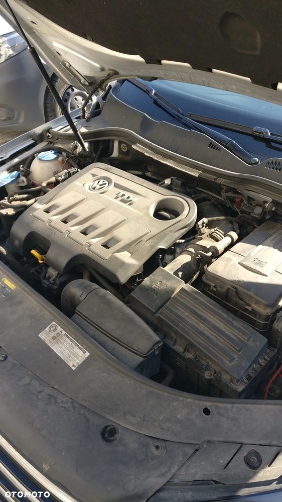 Volkswagen Passat Variant 2.0 TDI DSG BlueMotion Technology Comfortline - 8