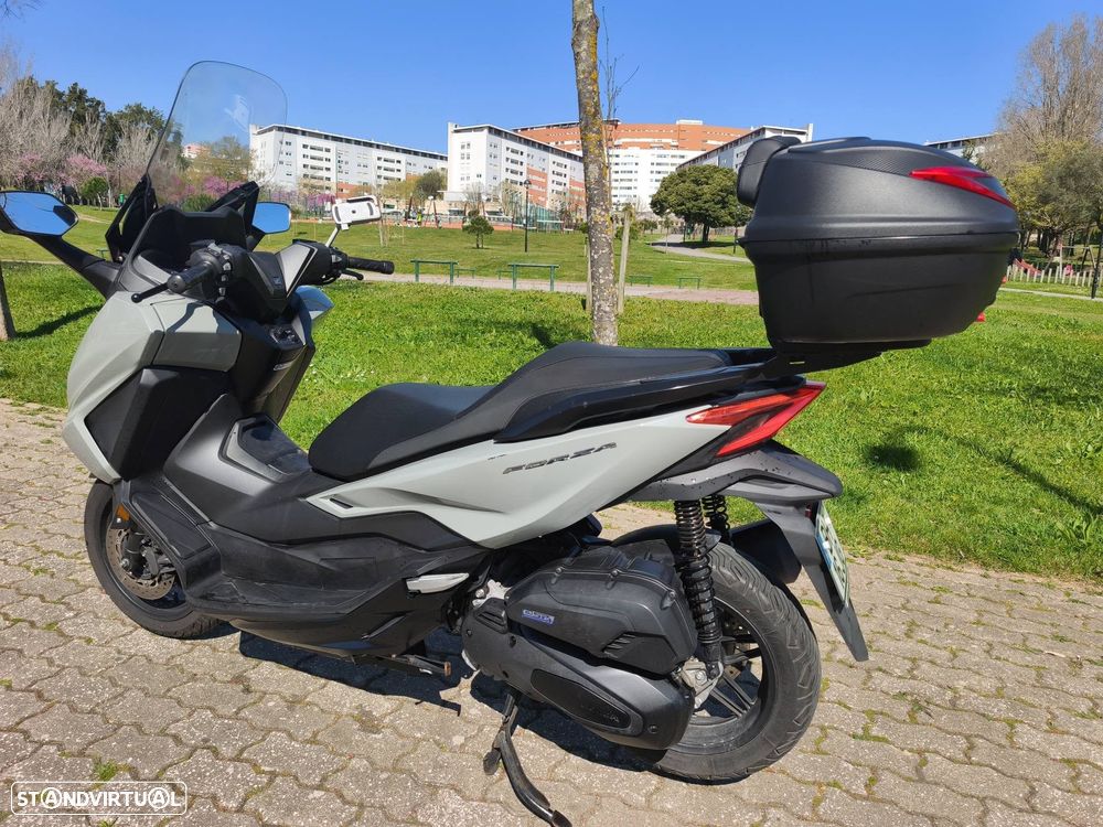 Honda Forza 125 - 9