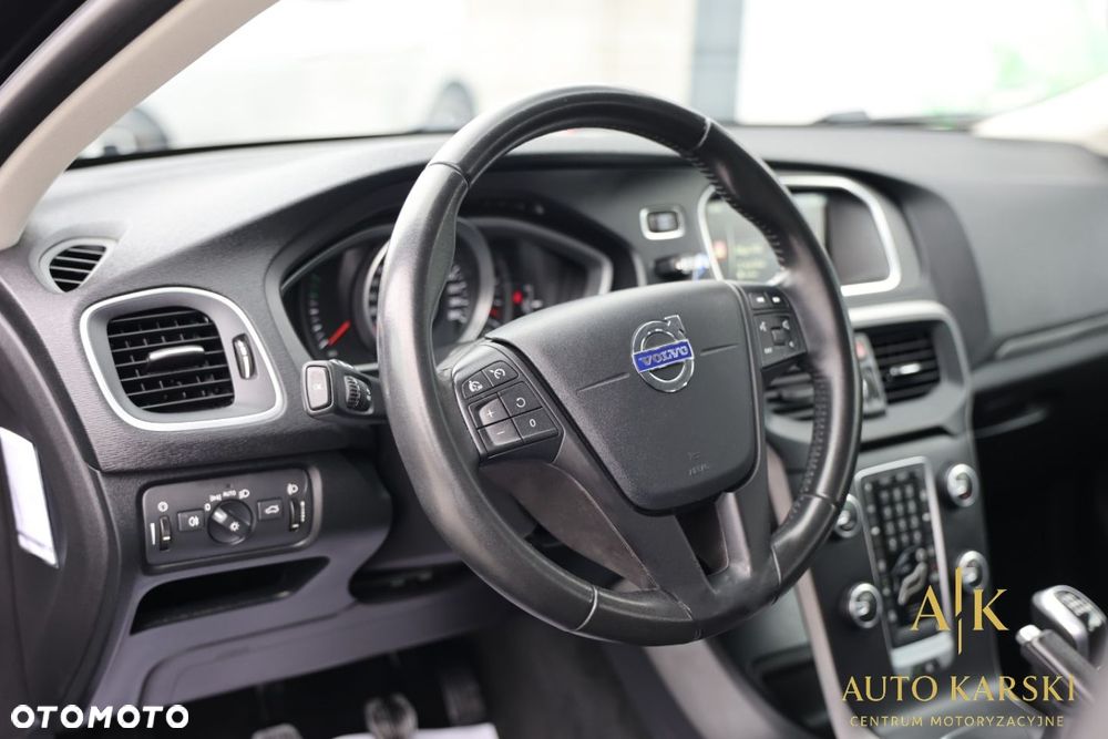 Volvo V40 - 19