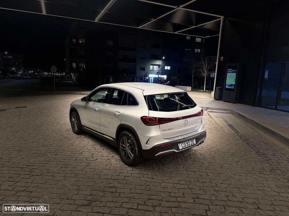 Mercedes-Benz EQA 250+ AMG Line - 6