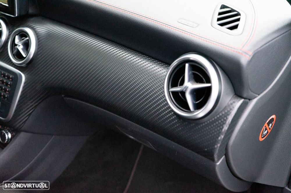 Mercedes-Benz A 180 - 40