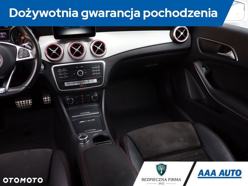 Mercedes-Benz CLA - 9