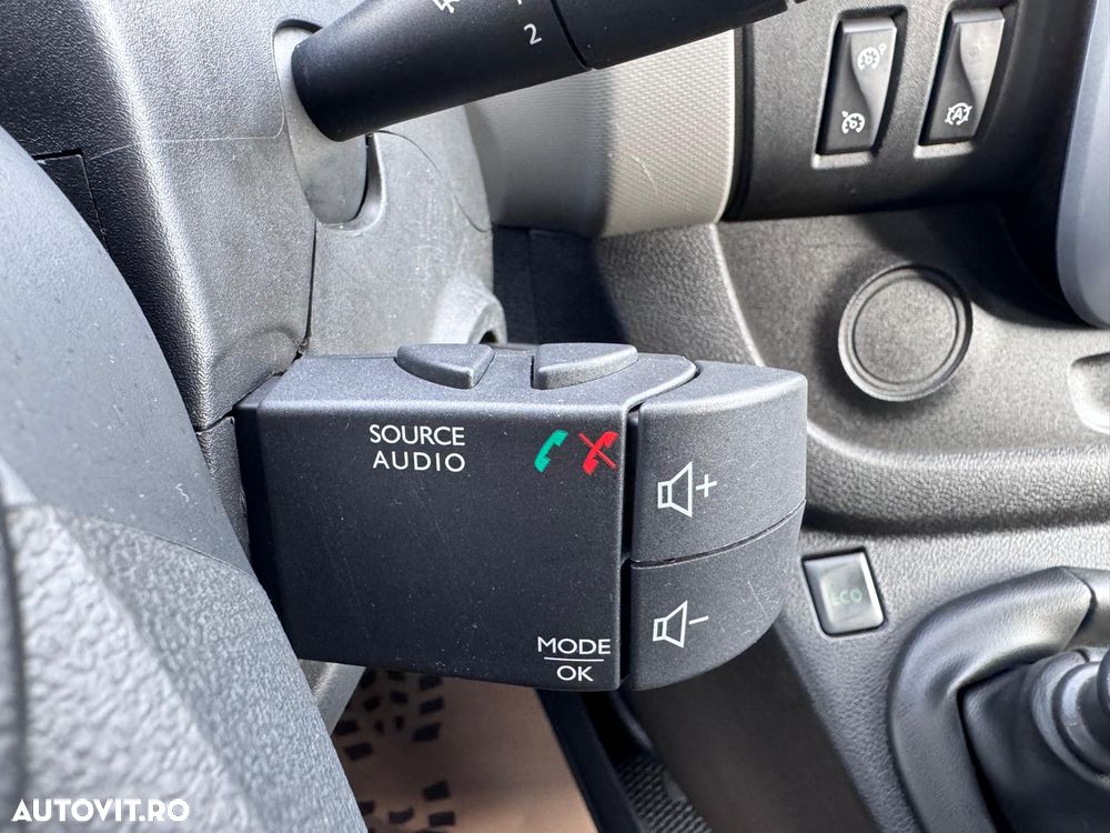 Renault Trafic ENERGY dCi 125 Combi Expression - 25