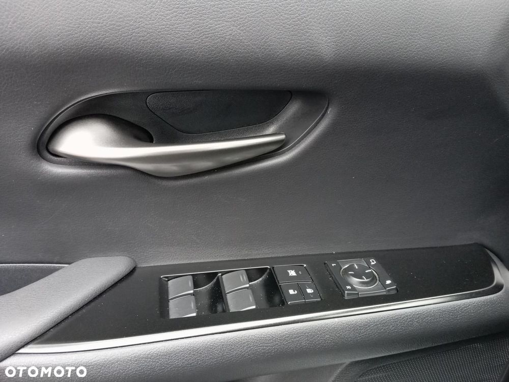 Lexus UX 200 GPF F Impression 2WD - 20