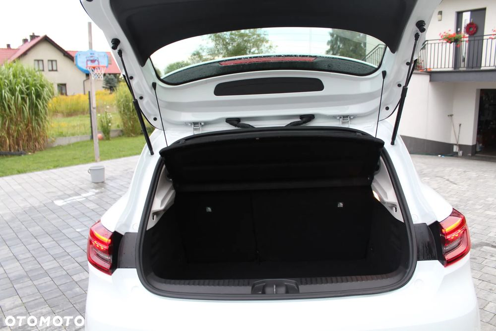 Renault Clio E-TECH 140 INTENS - 8