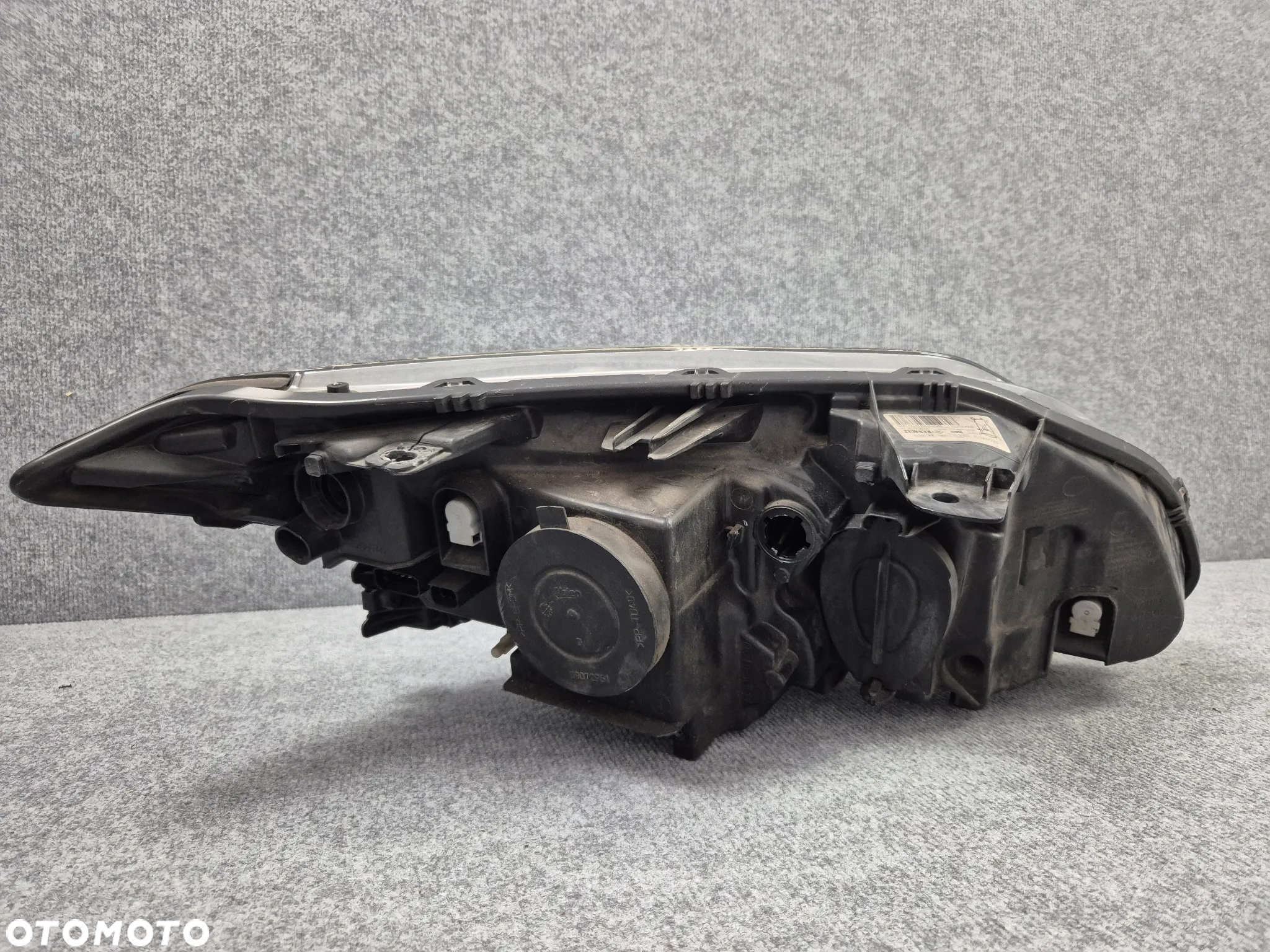 REFLEKTORY LAMPY PRZEDNIE PRAWA + LEWA - RENAULT LAGUNA III LIFT XENON 13-15 - 20