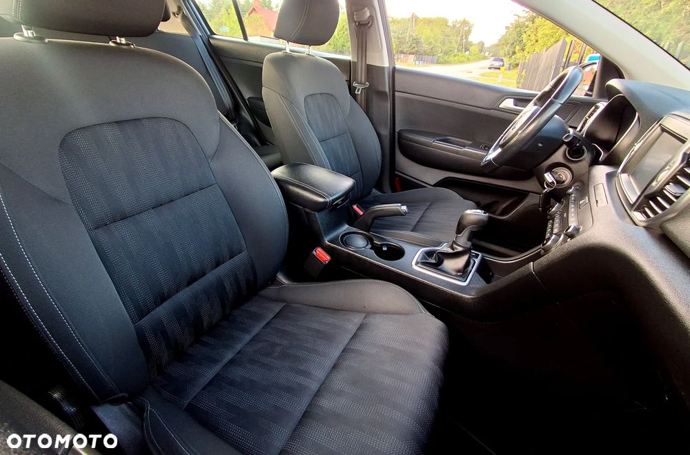 Kia Sportage 1.7 CRDI Business Line M 2WD - 18