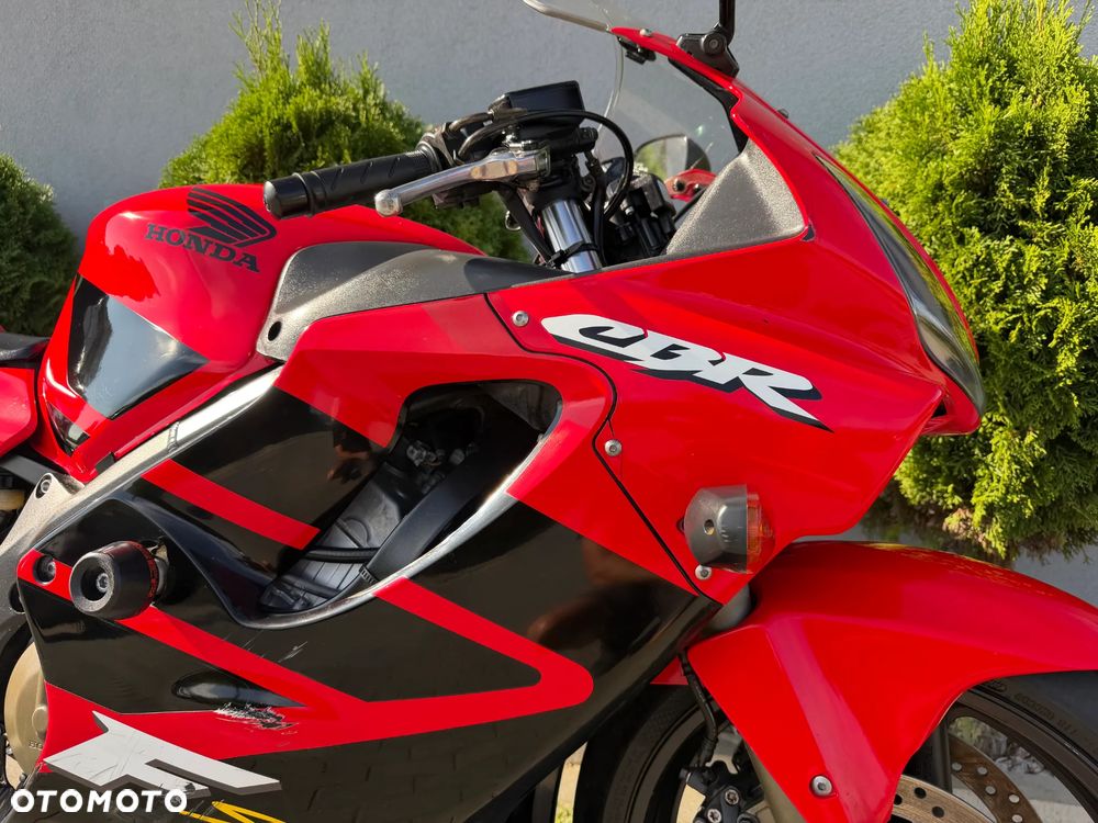 Honda CBR - 16