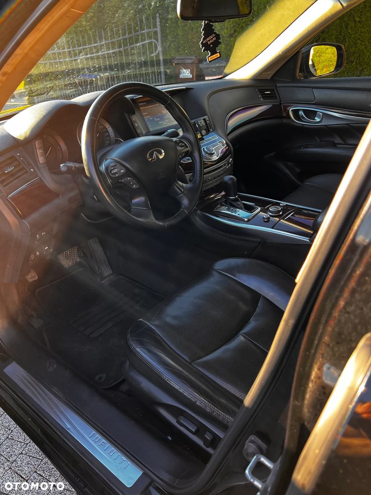 Infiniti Q70 2.2d Sport Tech - 8