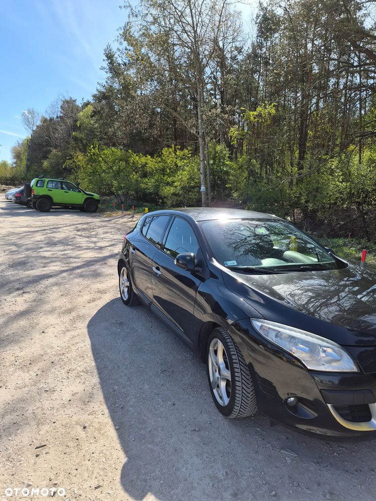 Renault Megane TCe 180 Dynamique - 2