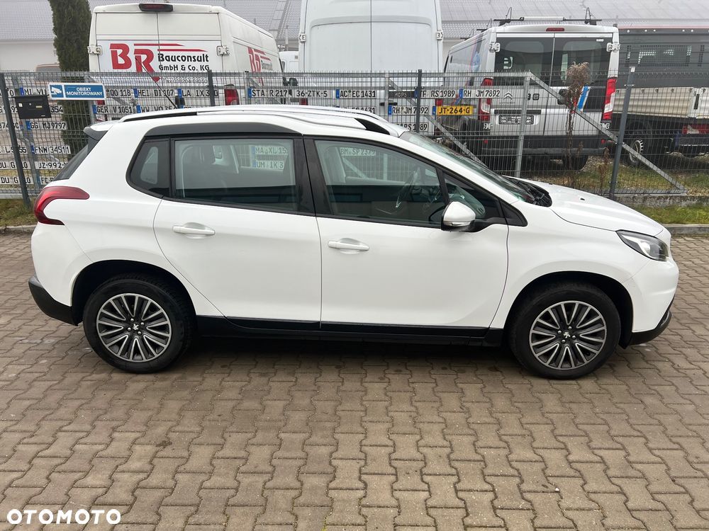 Peugeot 2008 PureTech 110 GPF Stop&Start EAT6 Active - 17