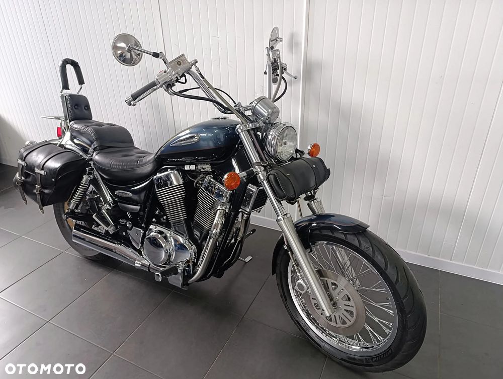 Suzuki Intruder - 15
