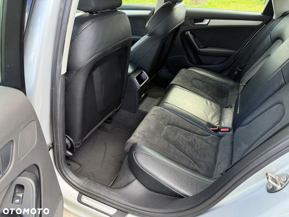Audi A4 Avant 1.8 TFSI Ambiente - 15