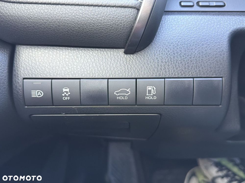 Toyota Camry 2.5 Hybrid Prestige CVT - 21